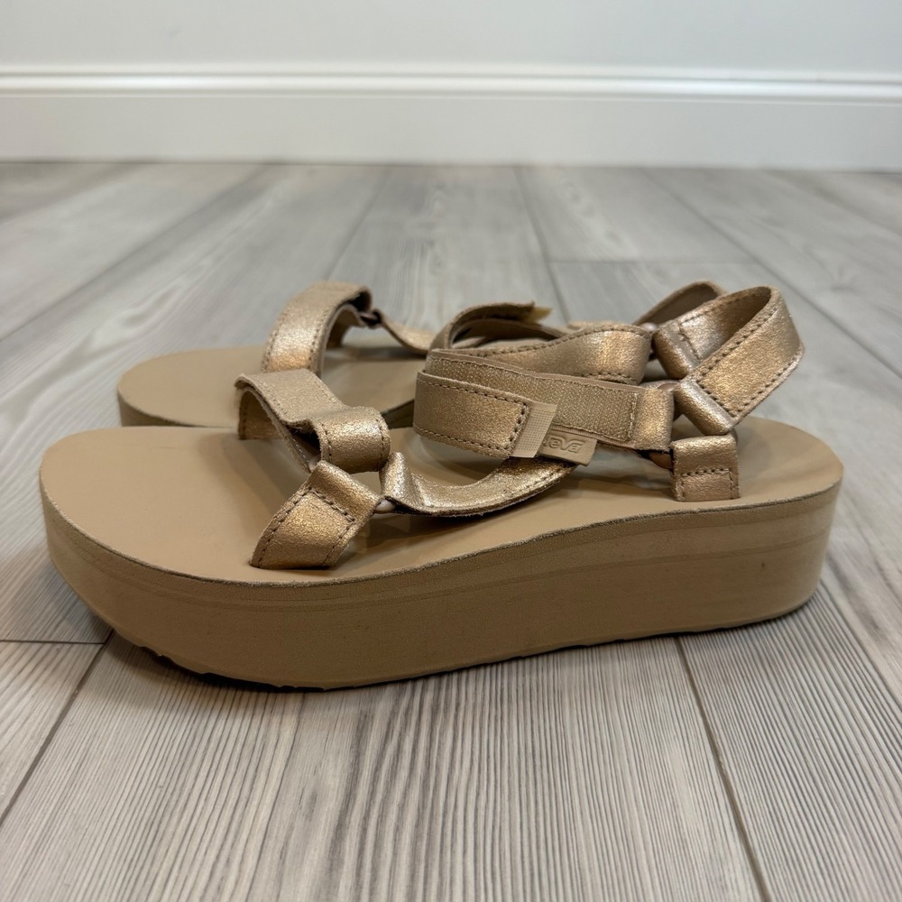 Teva Flatform Universal Metallic Gold Platform Sandals 1118943 Womens 10